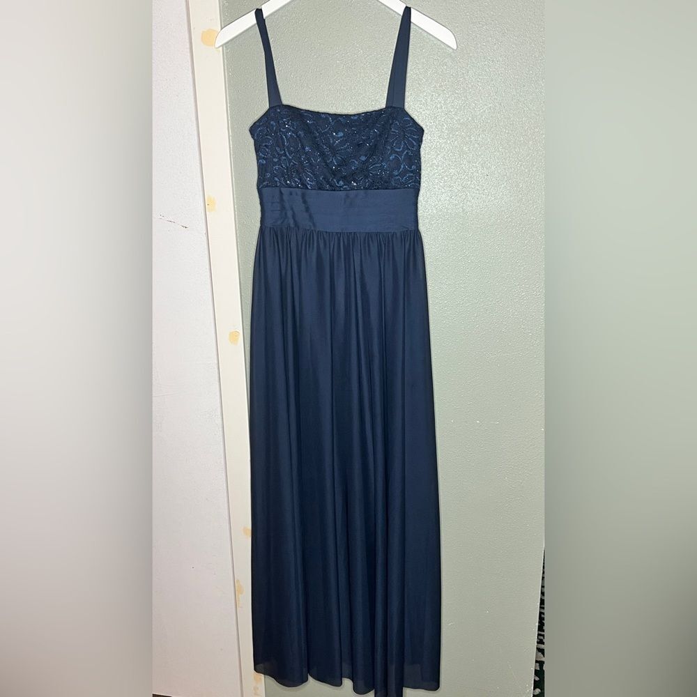 R&M Richards Navy Blue Formal Dress Prom Beaded Size 8